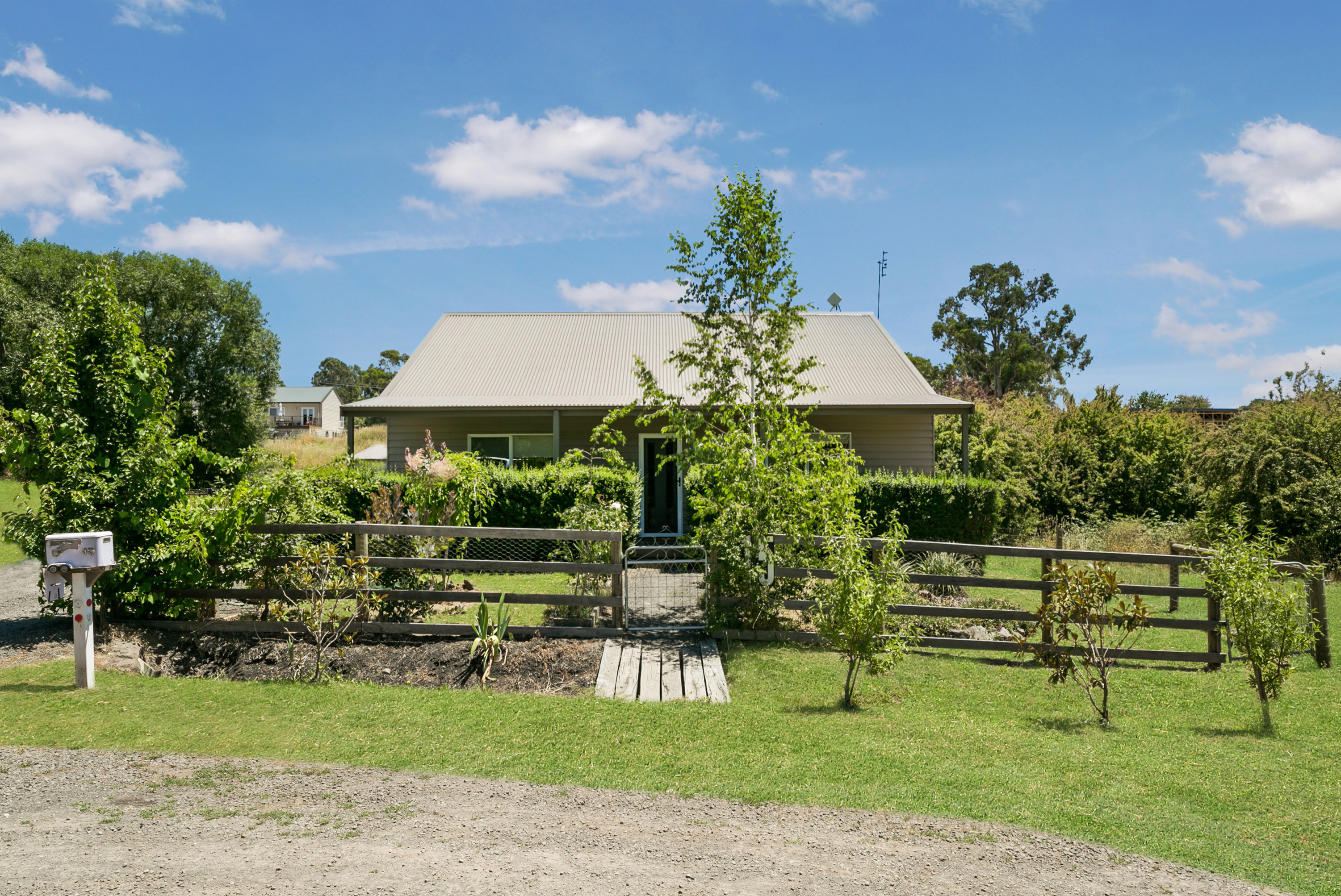 15 Tucker Street, Malmsbury
- Print Image 1