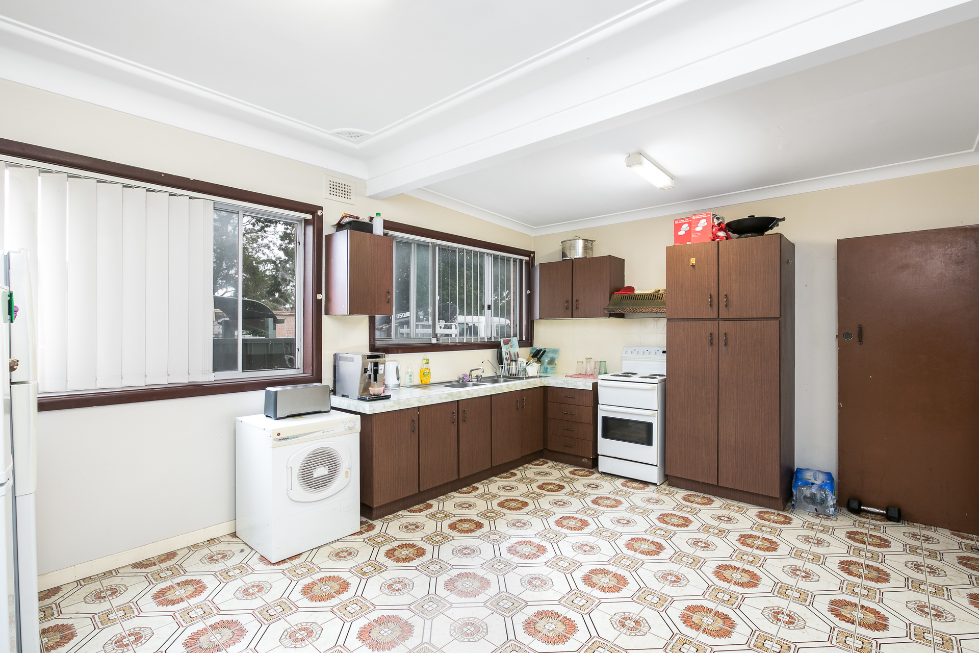 150 Linden Street, Sutherland NSW 2232 