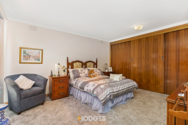 16 Avenza Street Mentone