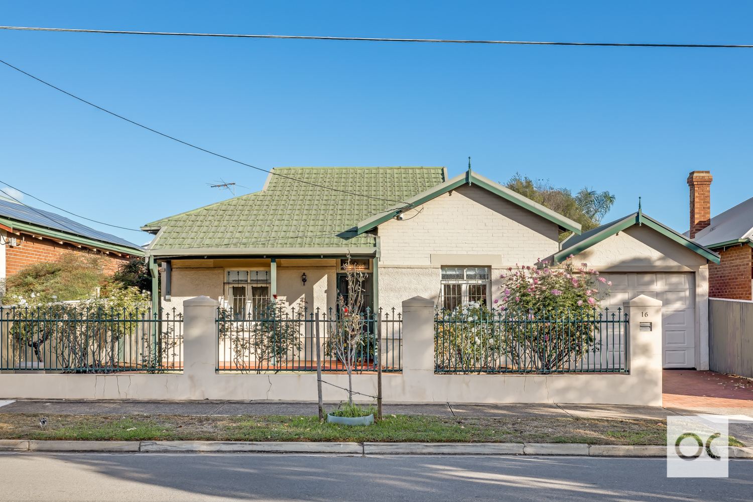 16 Bennett Street