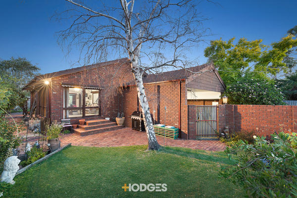 16 Deakin Street North Hampton