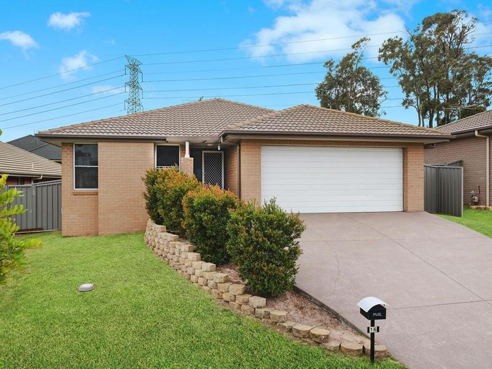 16 Devonshire Street, CAMERON PARK NSW 2285