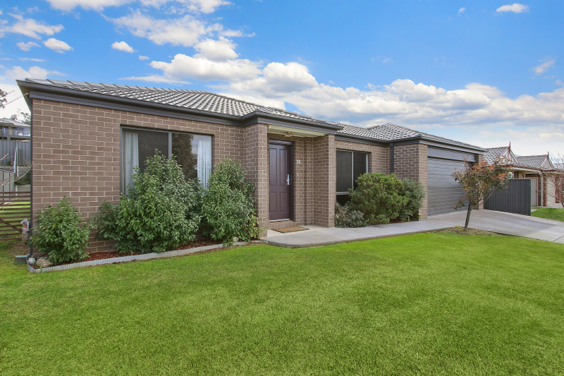 16 Watson Drive WODONGA VIC 3690