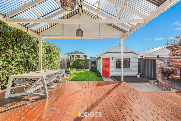 16 Lupton Street Geelong West