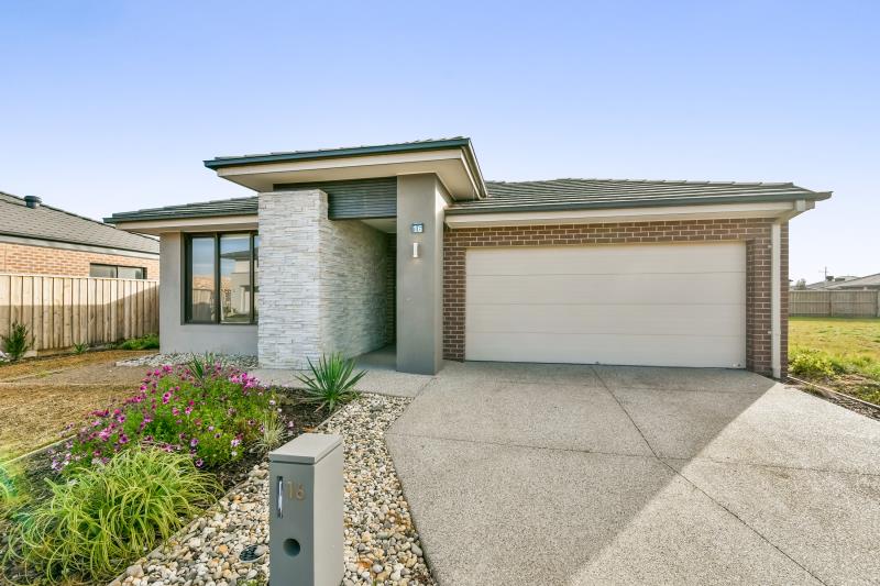 16 Oradala Rise, Werribee VIC 3030 