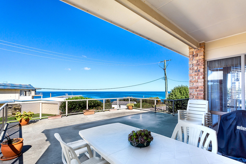 16 Pacific Street FISHERMANS BAY NSW 2316