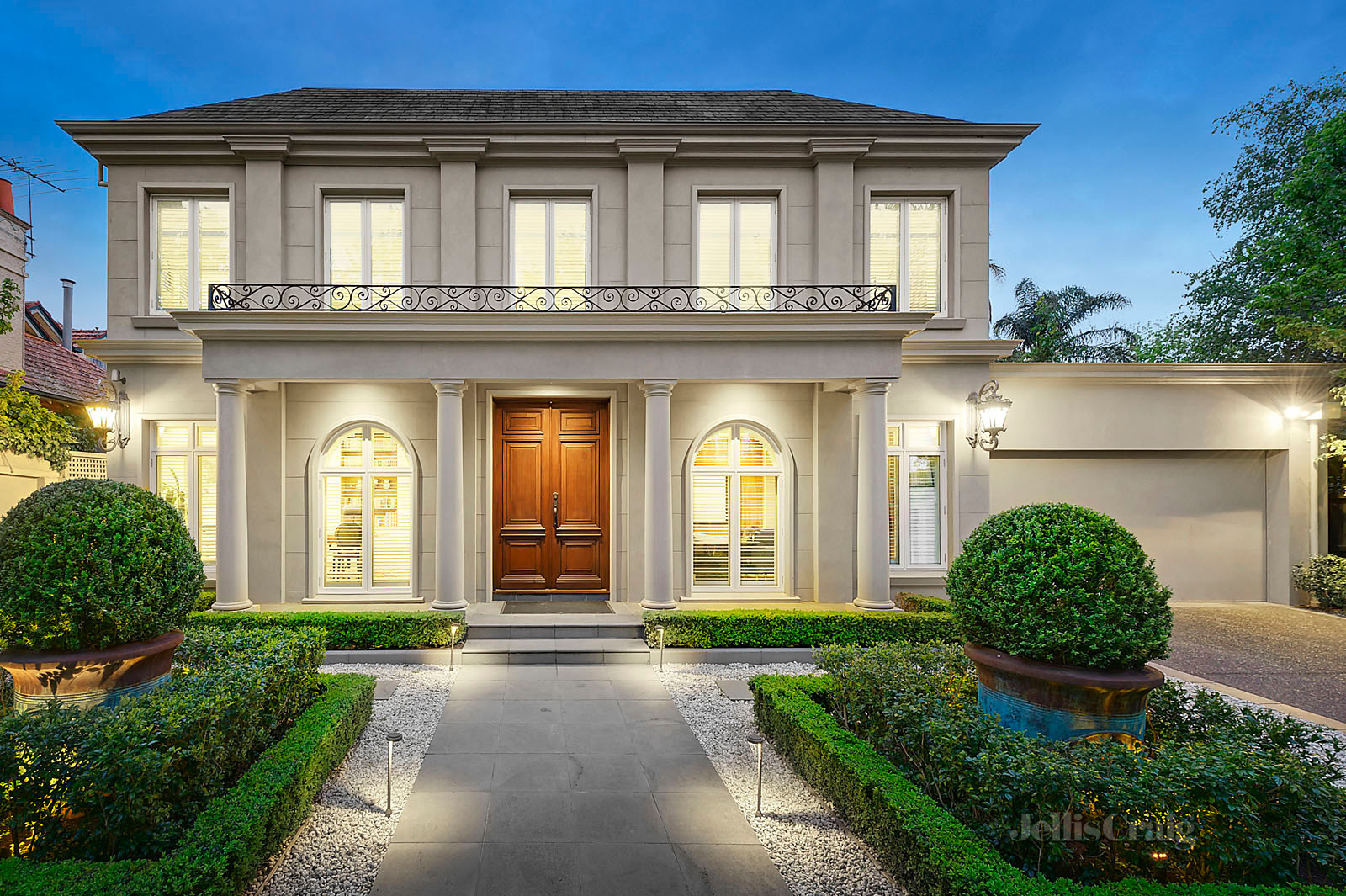 16 Stanley Grove, Canterbury, VIC 3126 Jellis Craig