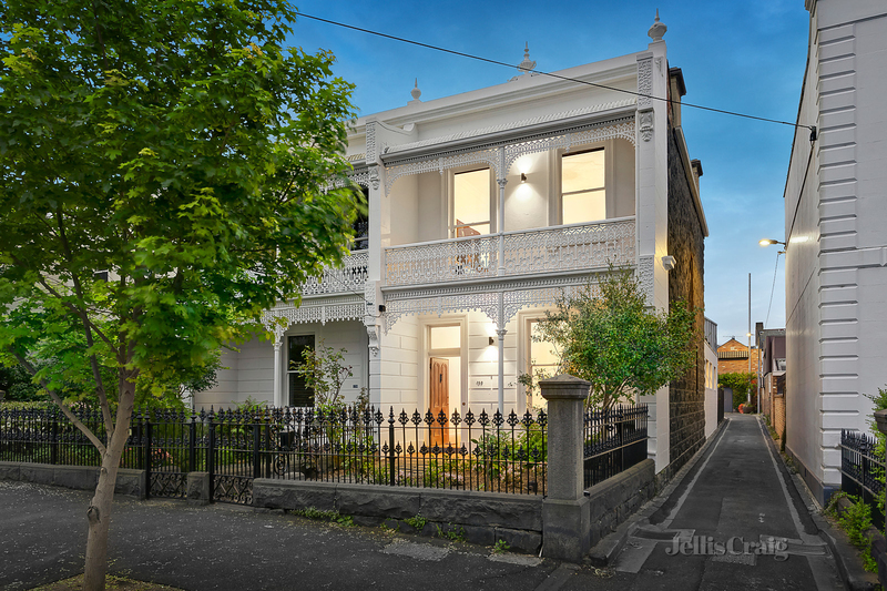168 Hotham Street