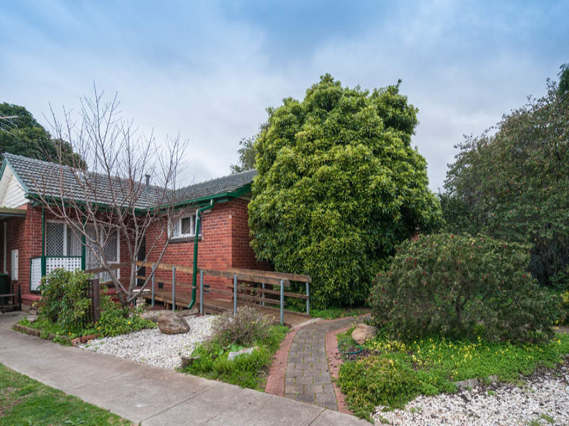 17 Campbell Road