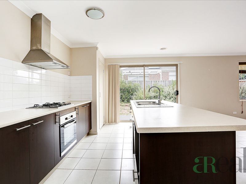 17 Dunraven Crescent, Doreen VIC 3754 