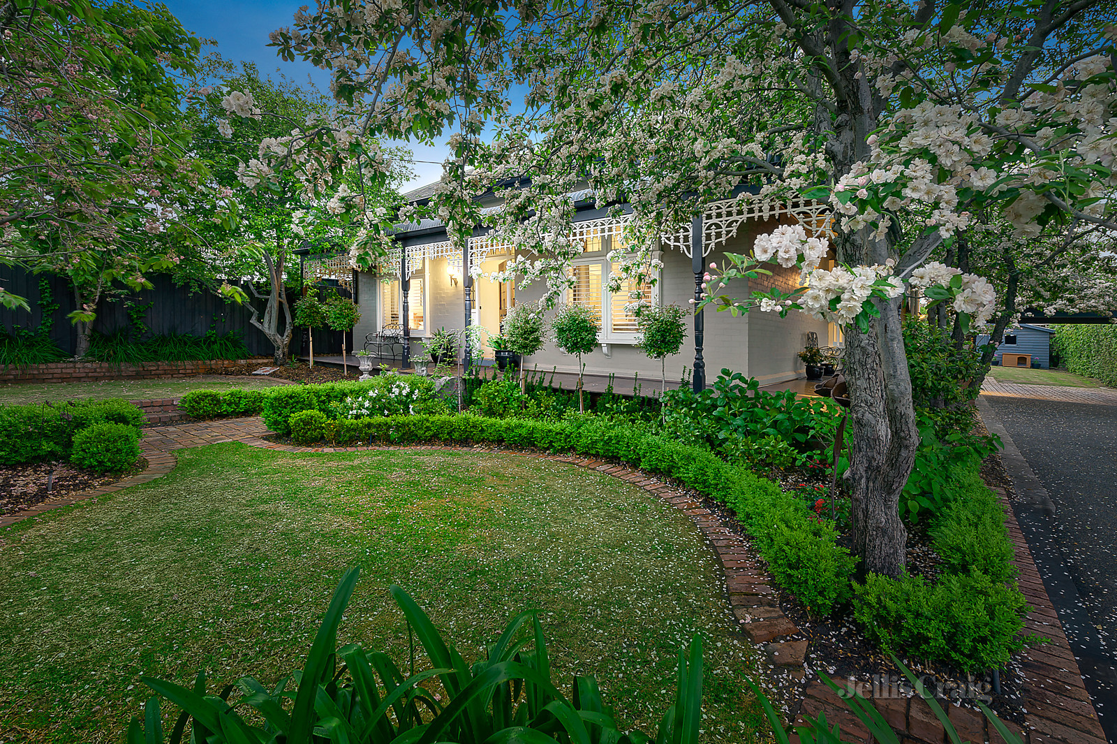 17 Hartington Street, Kew
- Print Image 1