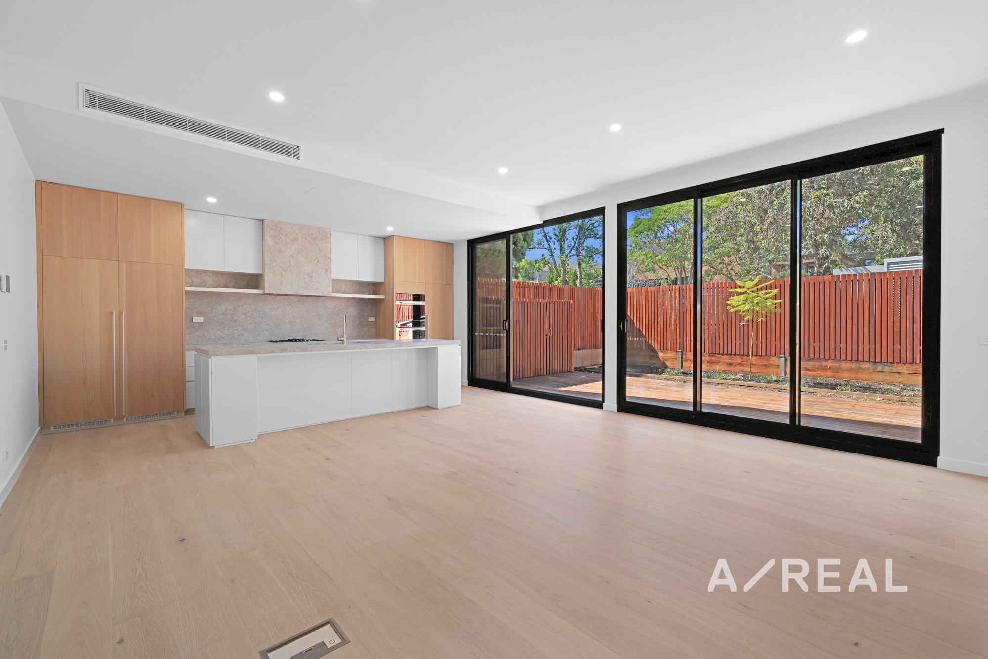 1/7 Iramoo Street, Balwyn VIC 3103 