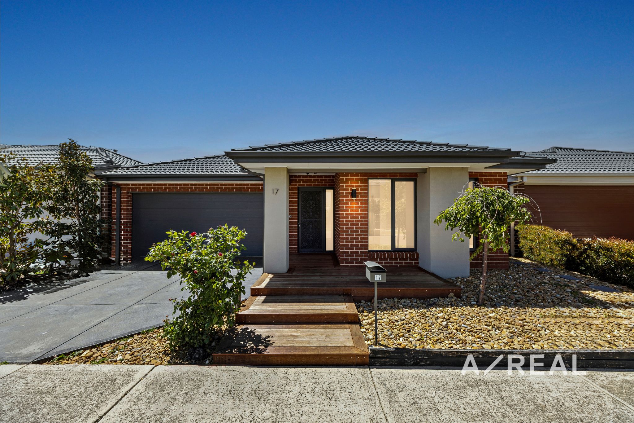 17 Jetstream Dr Mernda VIC 3754 