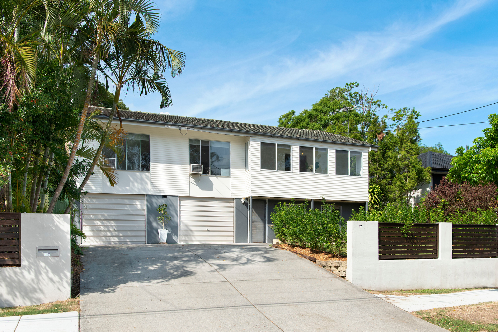 17 Joachim Street, Holland Park West QLD 4121