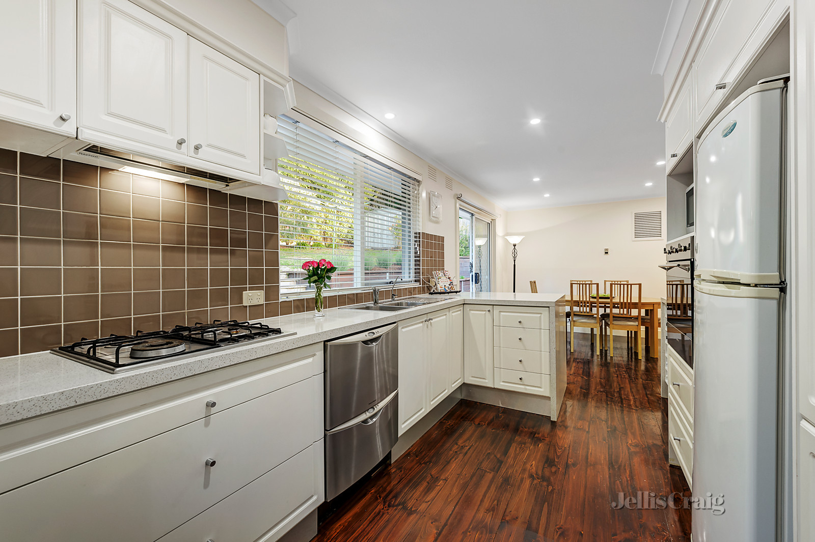 17 Kelvinside Drive, Templestowe - Print Image 1