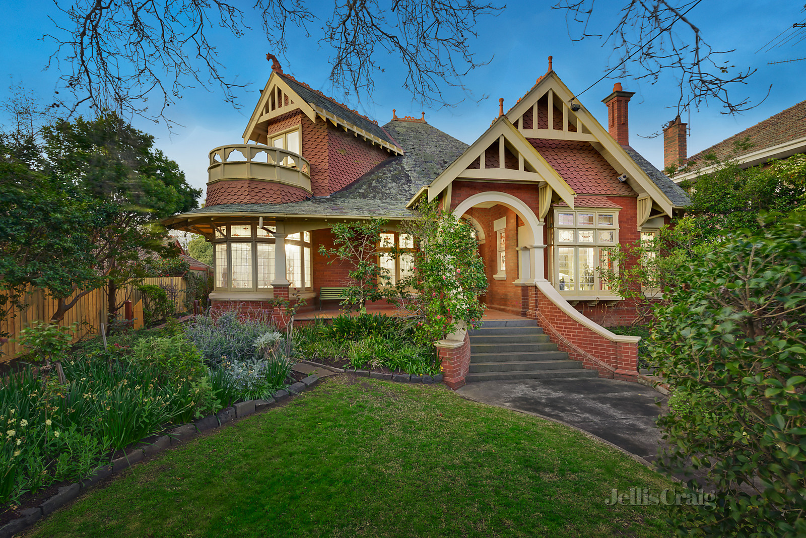 17 Munro Street, Armadale
- Print Image 1