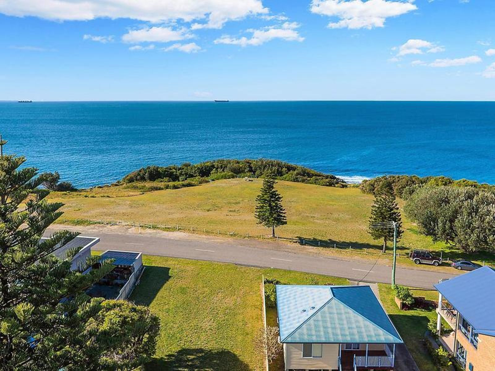 17 Pacific Drive, SWANSEA HEADS NSW 2281