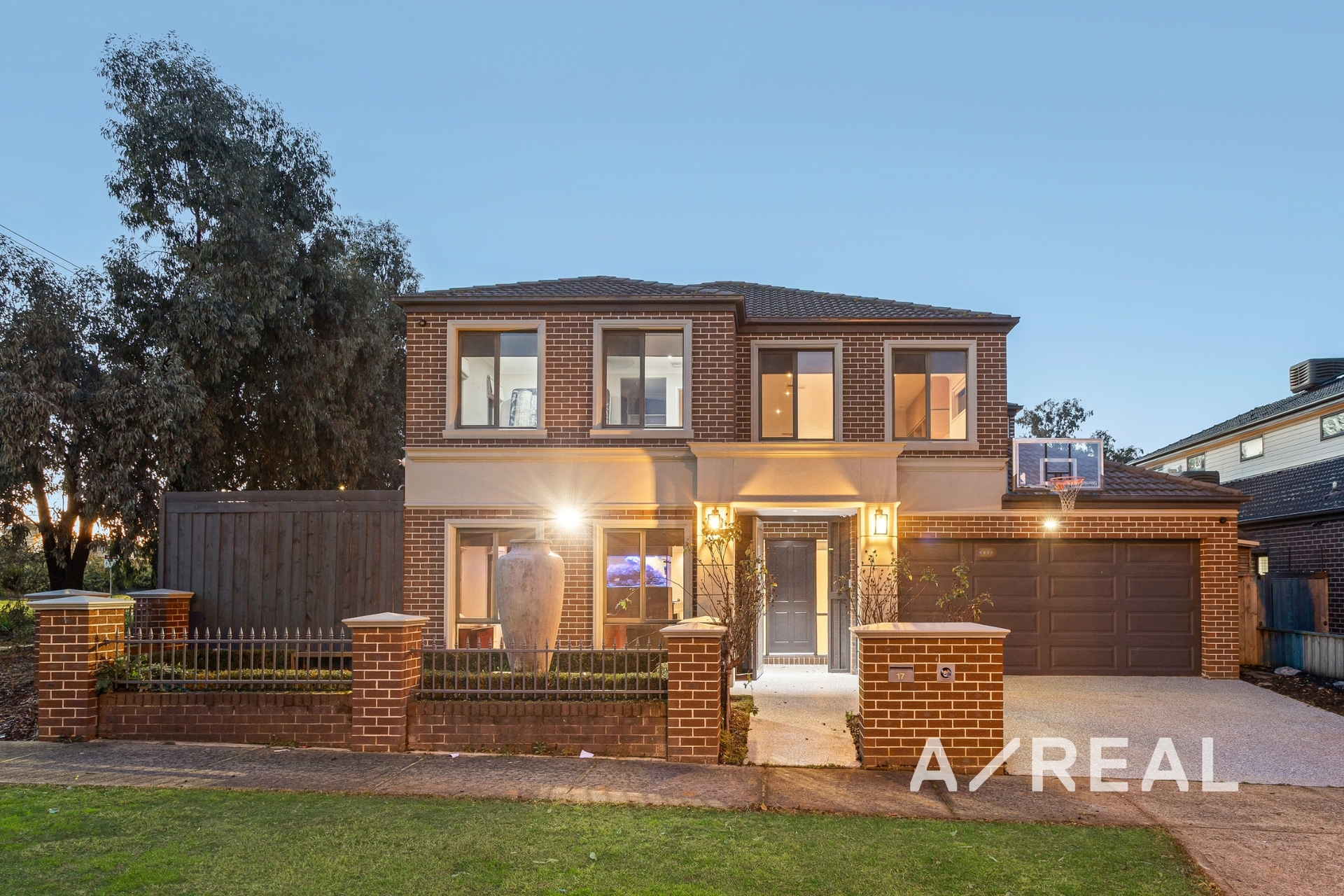 17 Sargood Drive, South Morang VIC 3752 