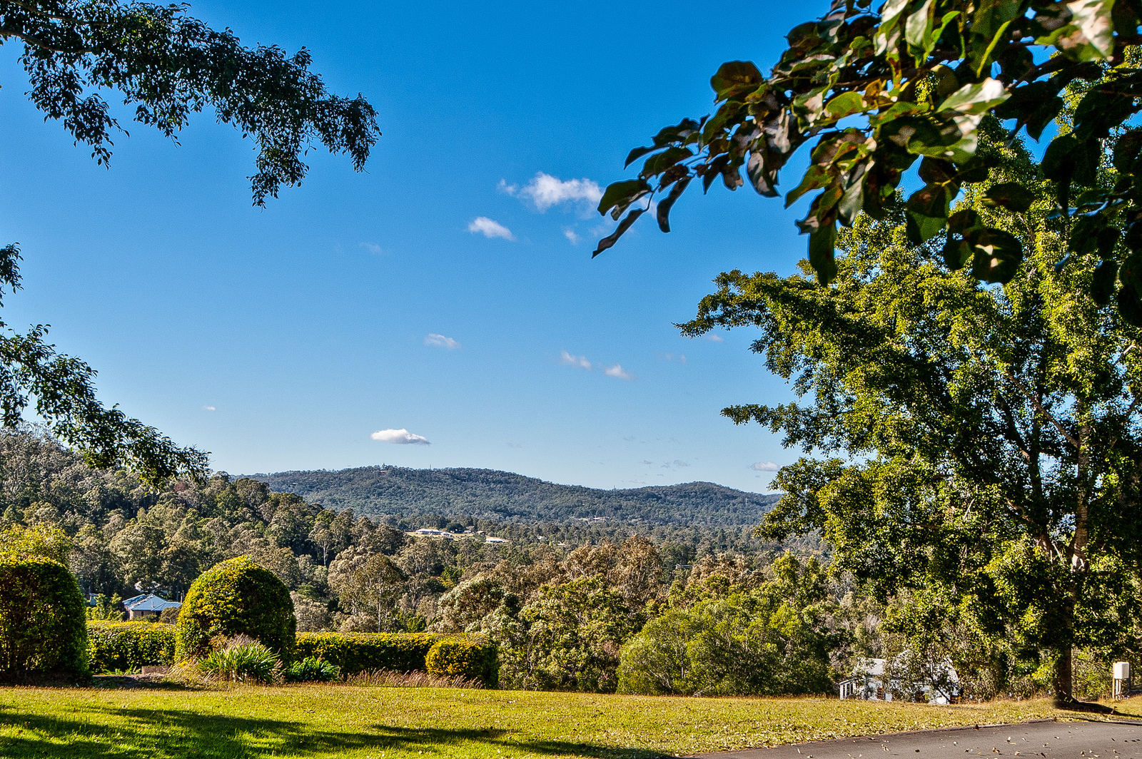 17 Woodglen Court, Samford Valley QLD 4520