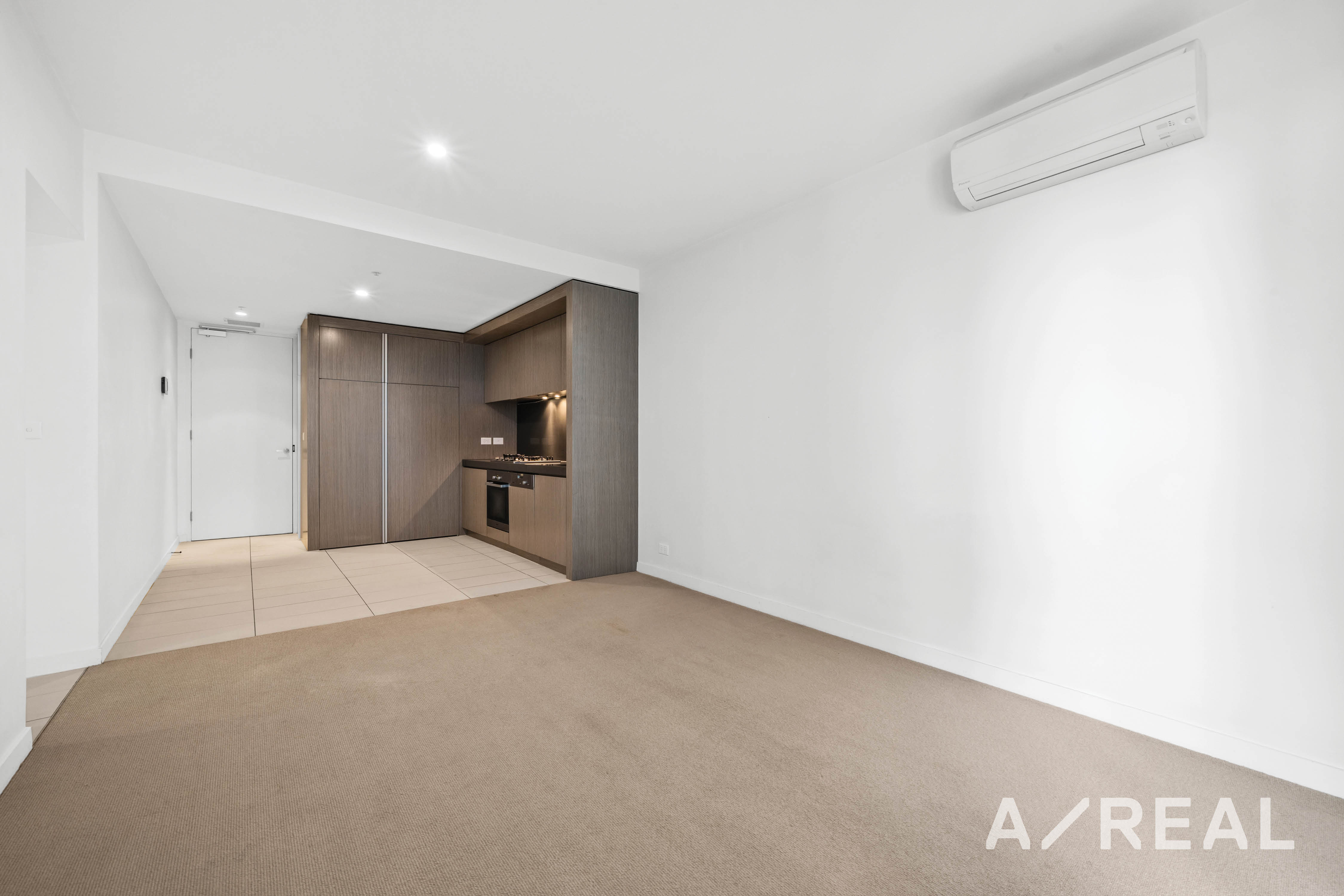 1707/50 Albert Road, South Melbourne VIC 3205 