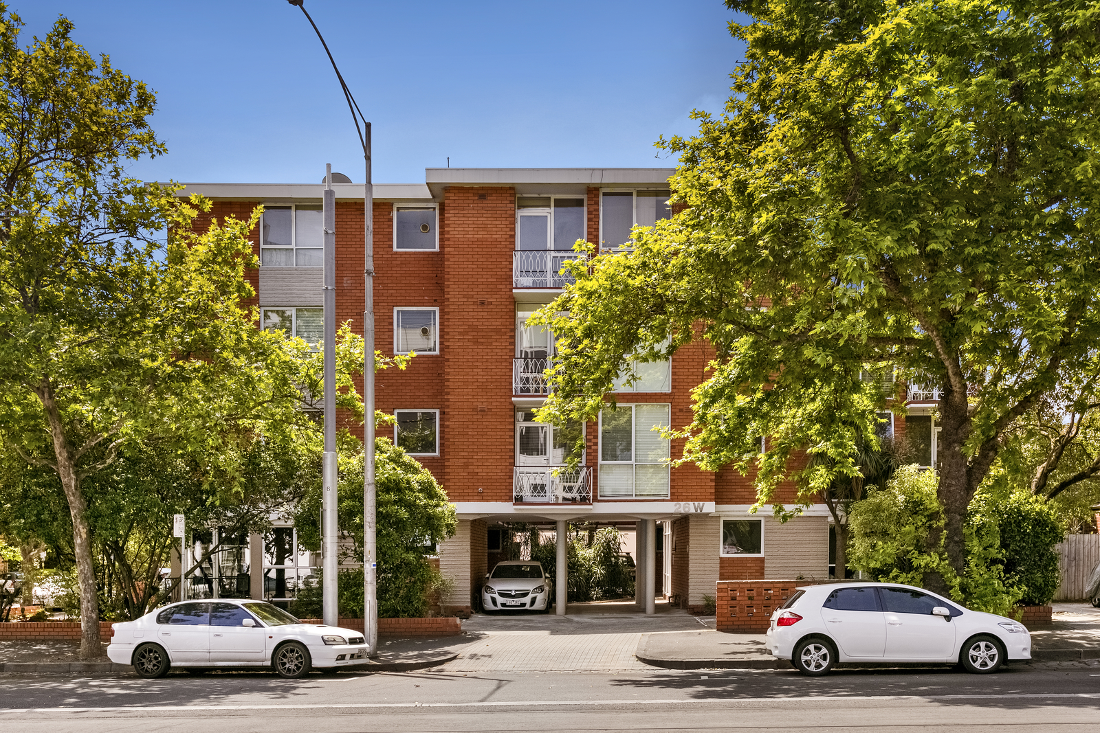 17/26 Toorak Road West, South Yarra RT Edgar
