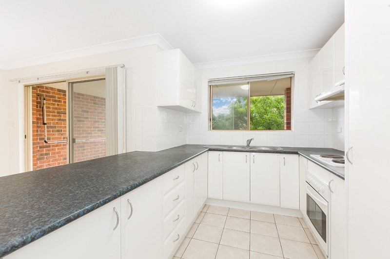 17/6-10 Gray Street, Sutherland NSW 2232 