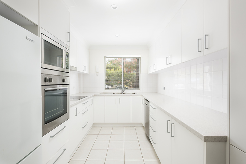 1/76 Glencoe Street, Sutherland NSW 2232 