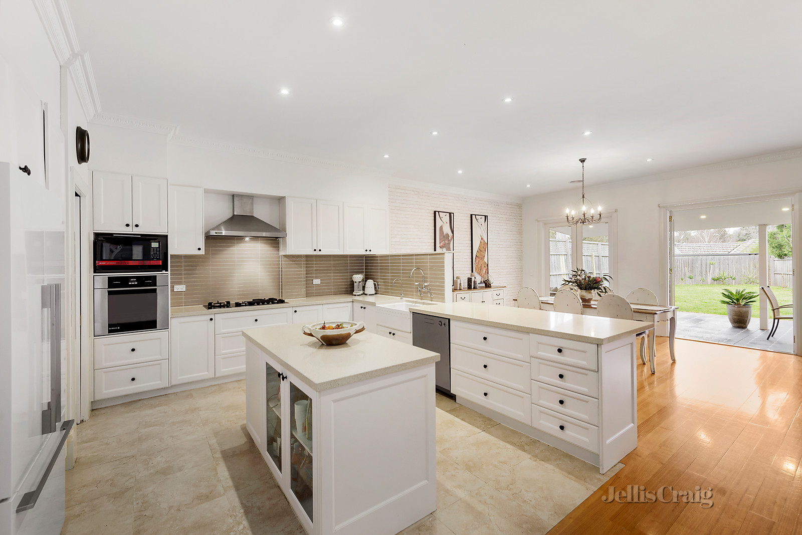 1762-1764 Malvern Road, Malvern East
- Print Image 1