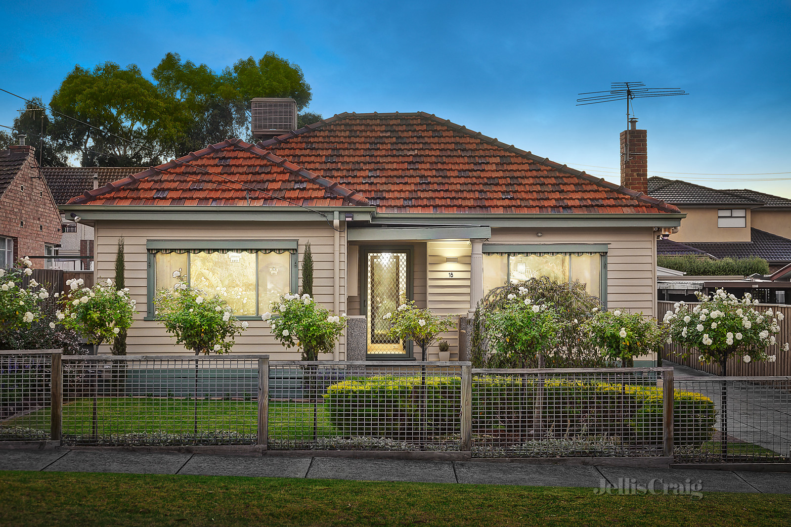 18 Jones Street, Thornbury
- Print Image 1