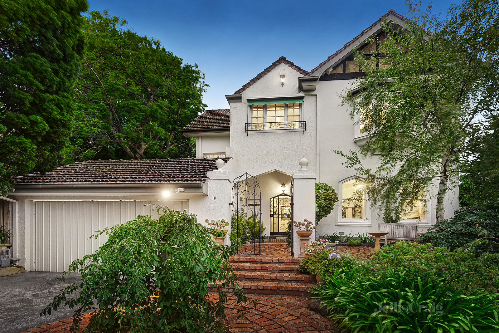 18 Muntz Street, Caulfield North
- Print Image 1