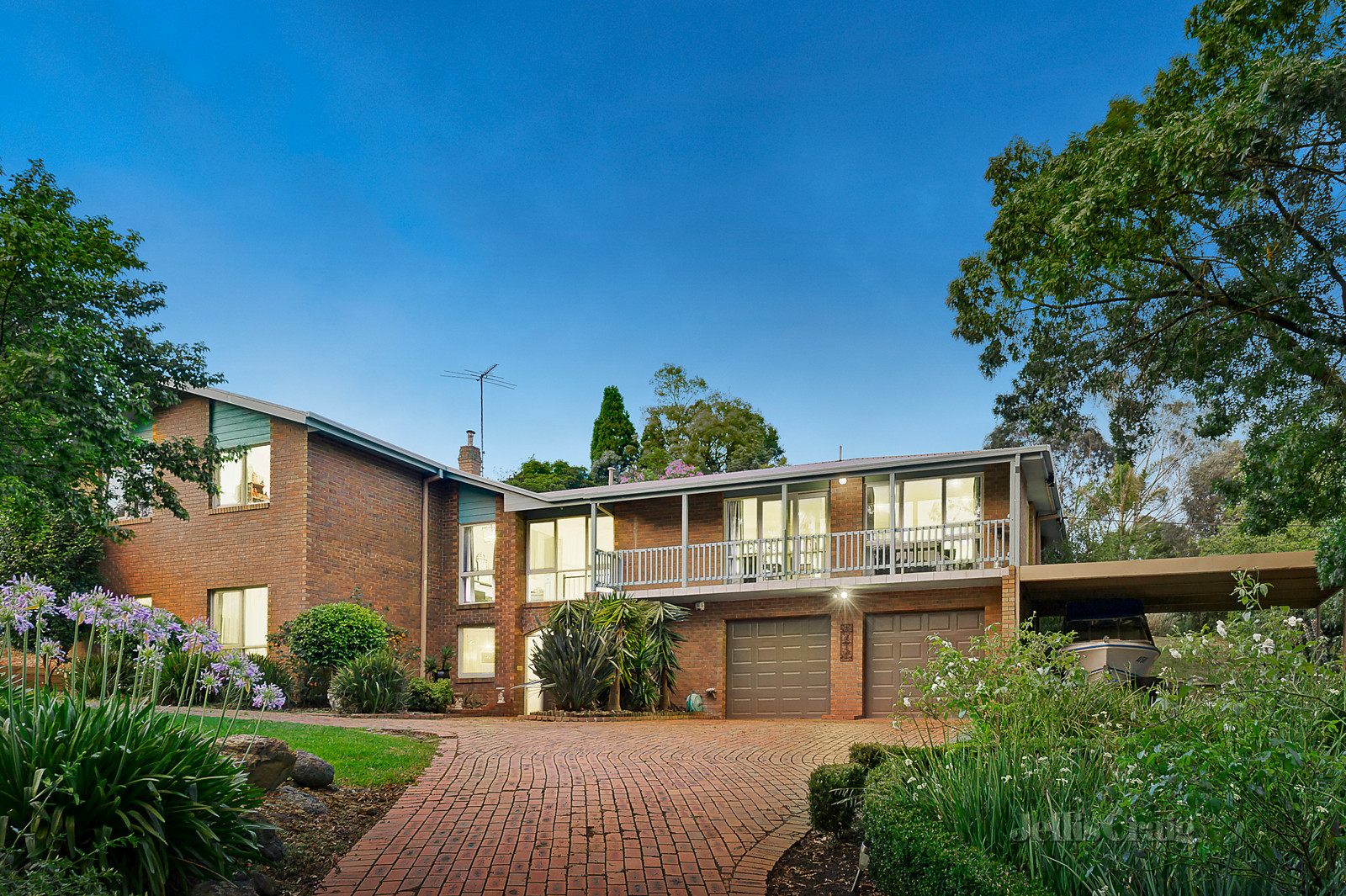 18 Murndal Drive, Donvale
- Print Image 1
