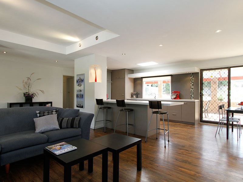 18 Roy Road