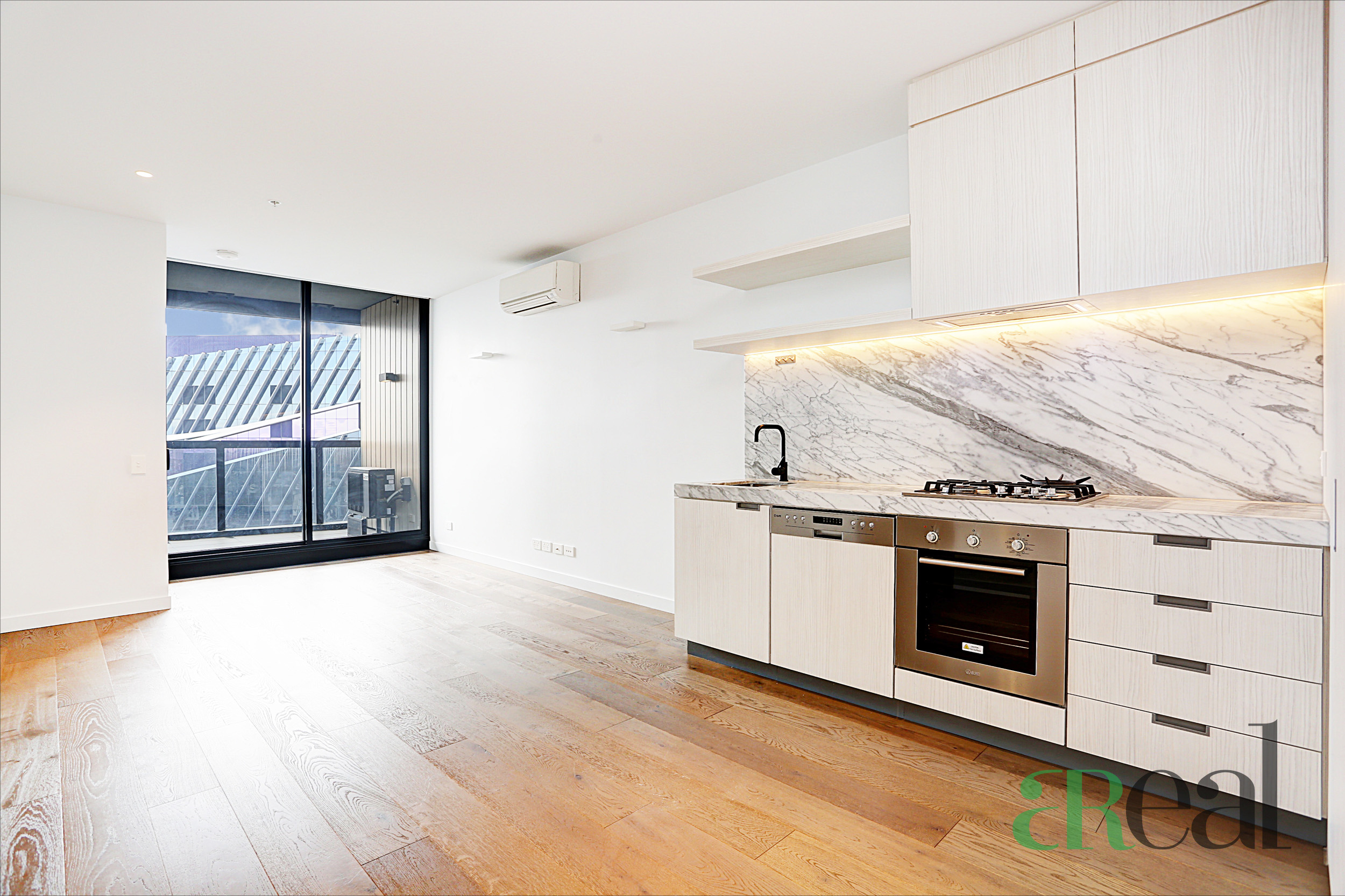 1805/33 Blackwood Street, North Melbourne VIC 3051 