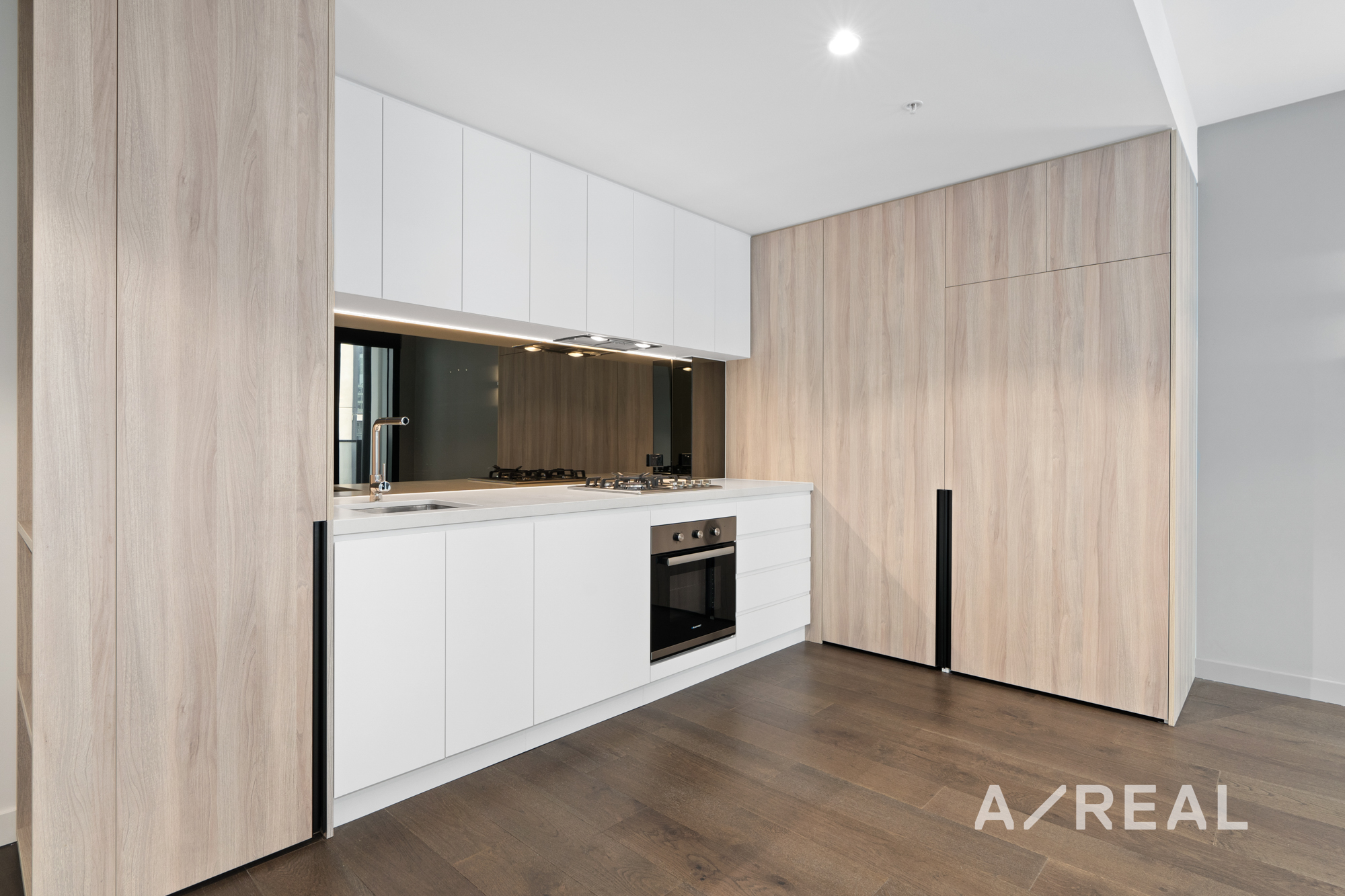 1807/45 Dudley Street, West Melbourne VIC 3003 