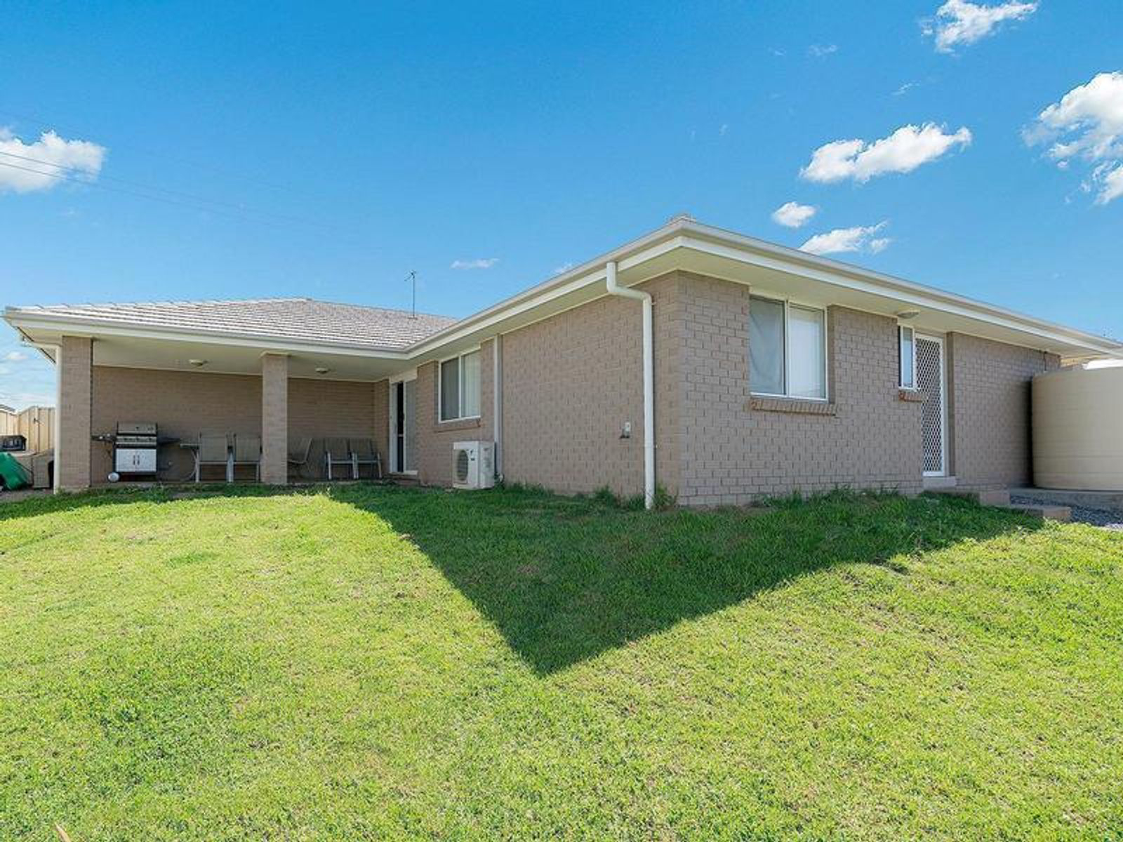 184 Roper Road, BLUE HAVEN NSW 2262