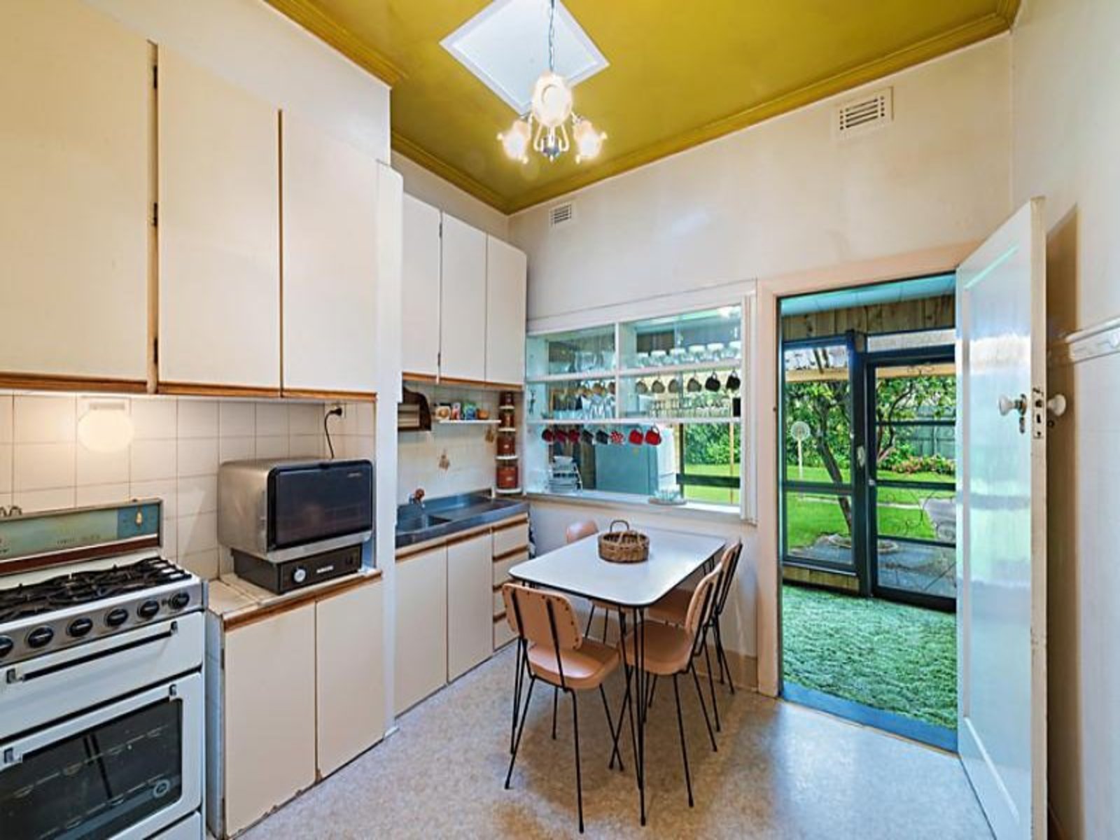 186 melville road, pascoe vale south, vic, 3044 186 melville road, pascoe vale south, vic, 3044