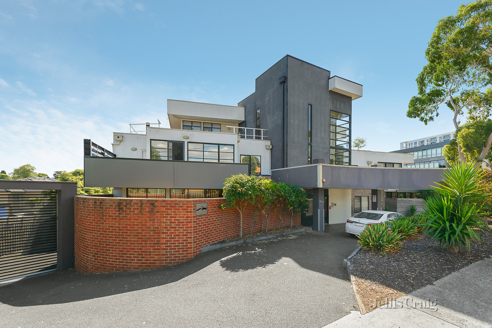 18/75-77 Tram Road, Doncaster
- Print Image 1