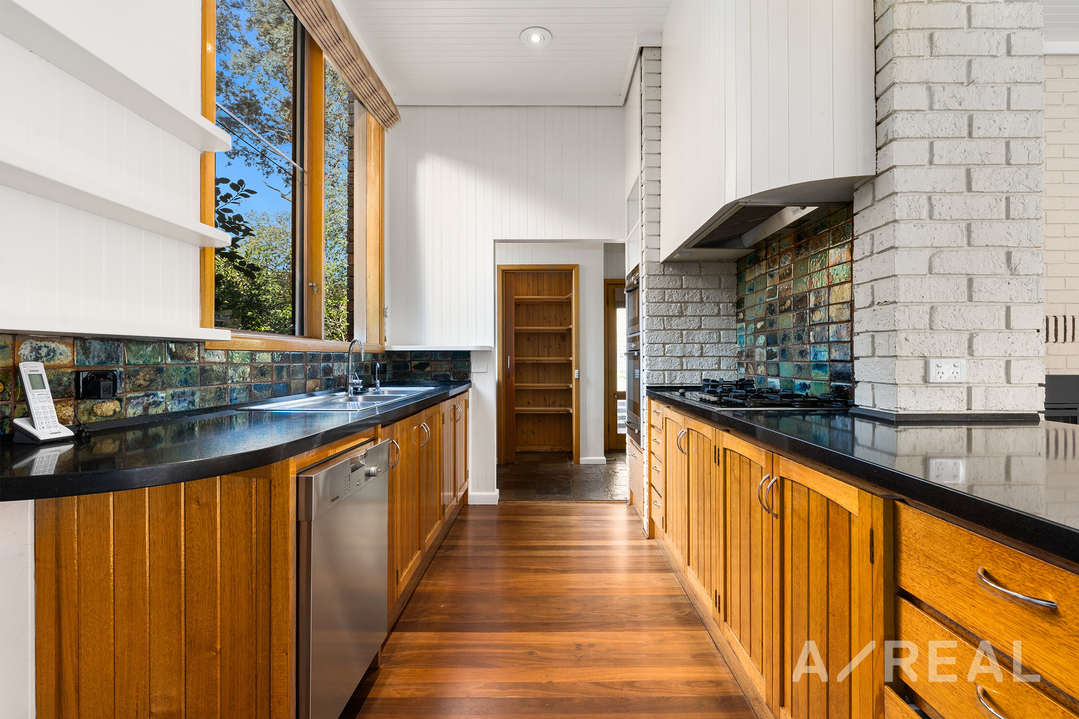 189-207 Wattletree Rd Eltham North VIC 3095 