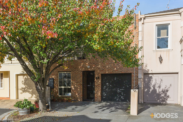 19 Atkinson Close Windsor