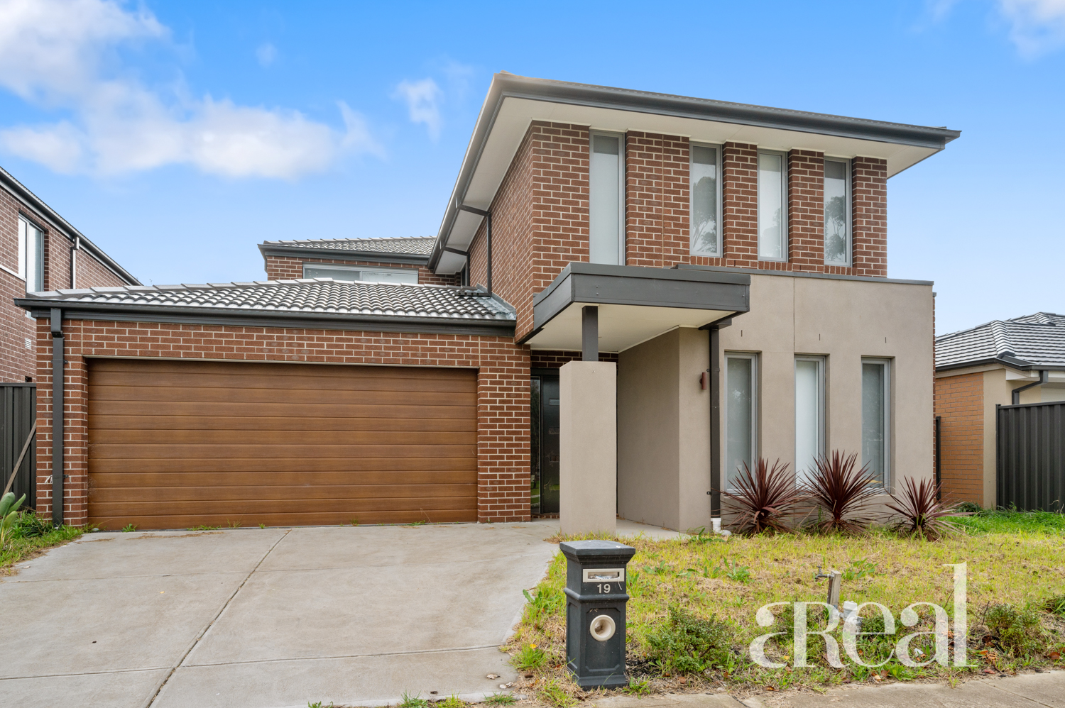 19 Brilliant Street, Roxburgh Park VIC 3064 