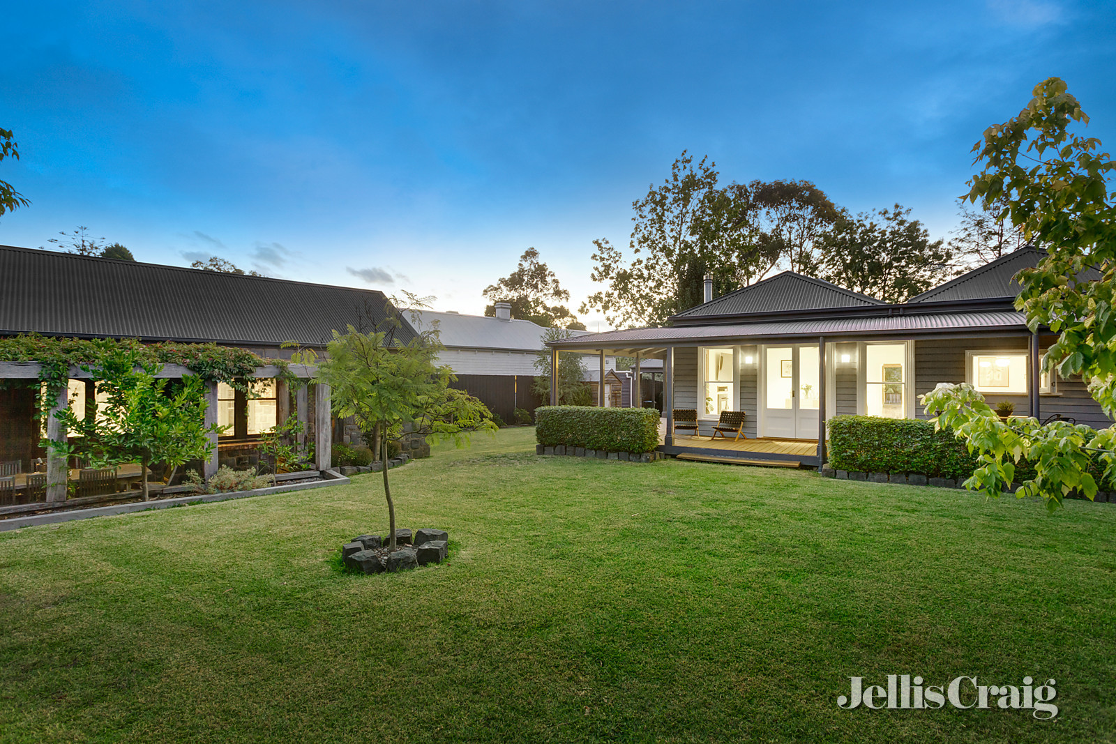 19 Elmore Avenue, Croydon
- Print Image 1