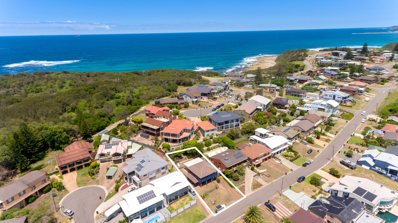 19 Lambton Parade, SWANSEA HEADS NSW 2281