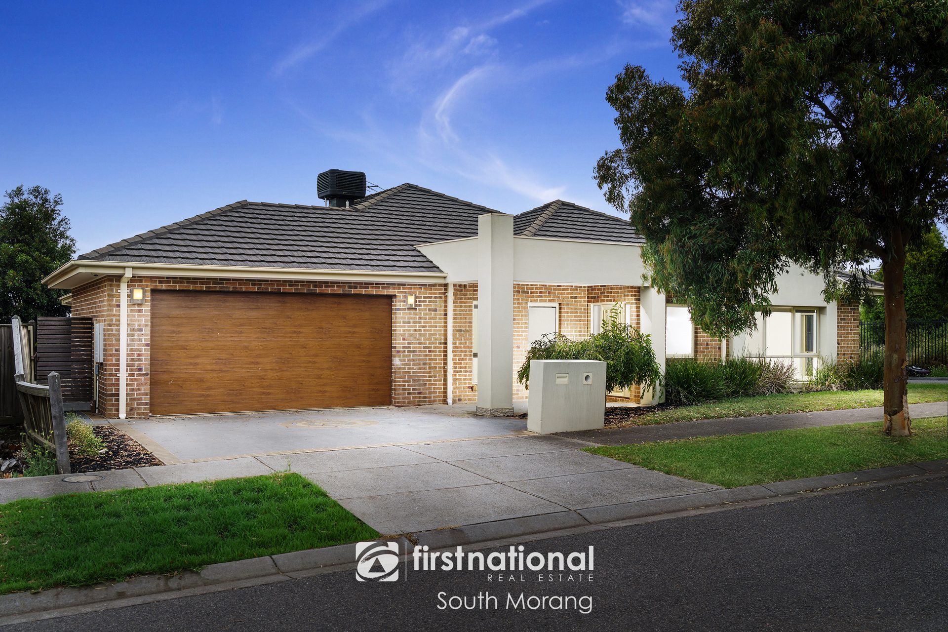 19 Olrig Grove, Craigieburn VIC 3064 