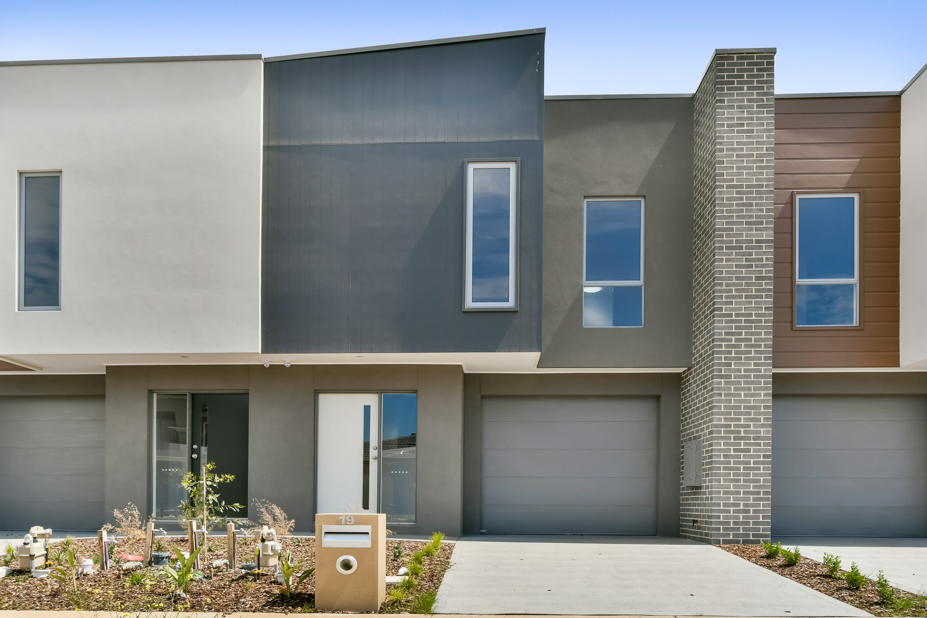 19 Roosevelt Way, Point Cook VIC 3030 