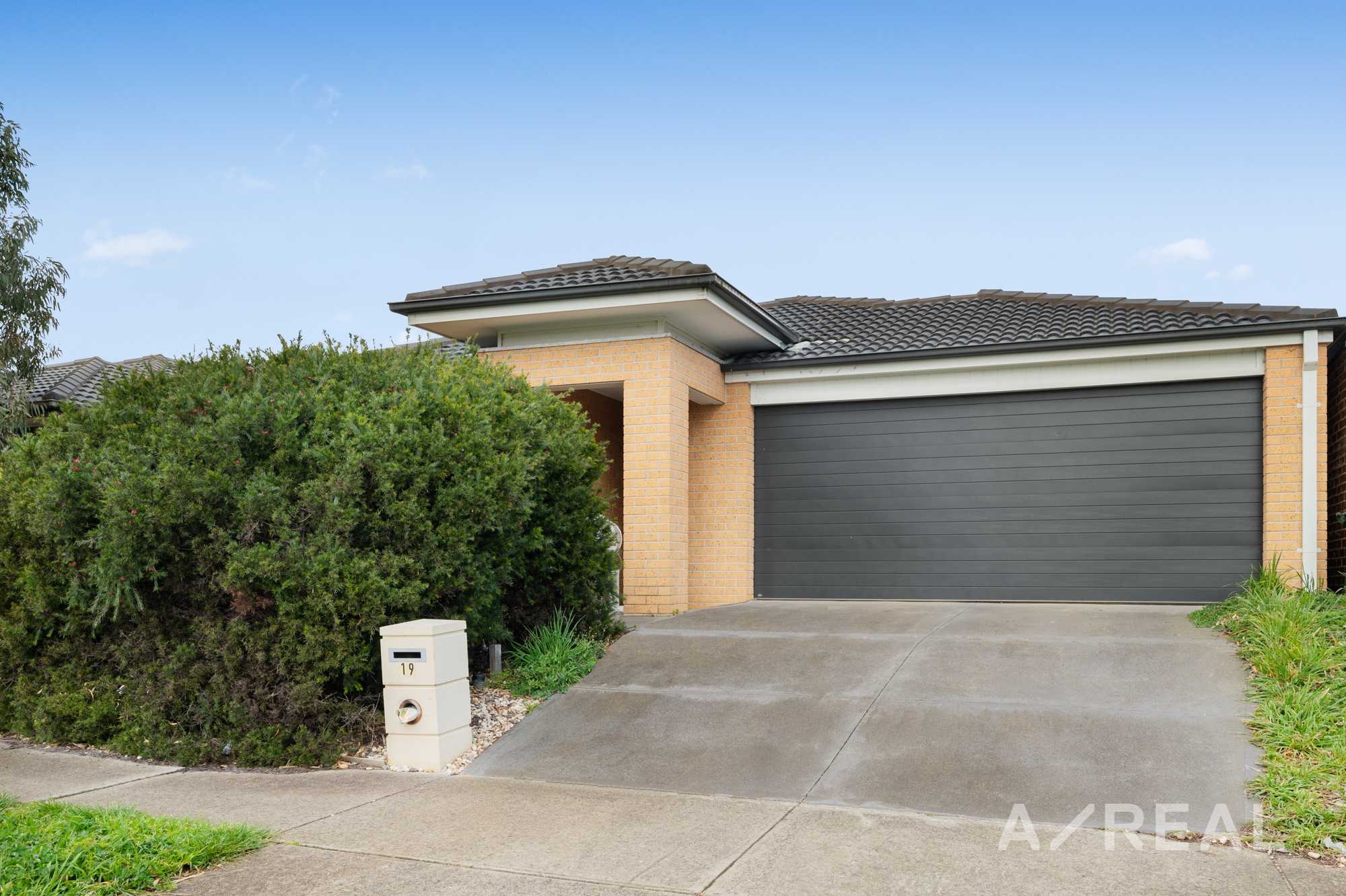 19 Salerno Crescent, Doreen VIC 3754 