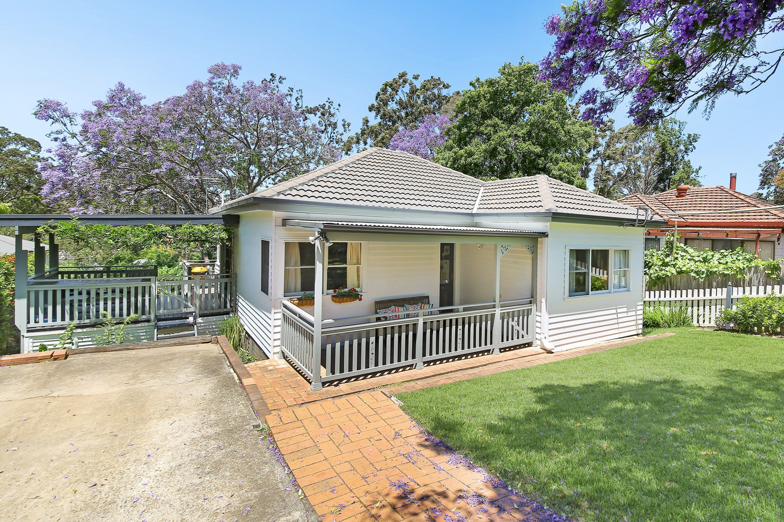 19 Stuart Avenue, Normanhurst NSW 2076