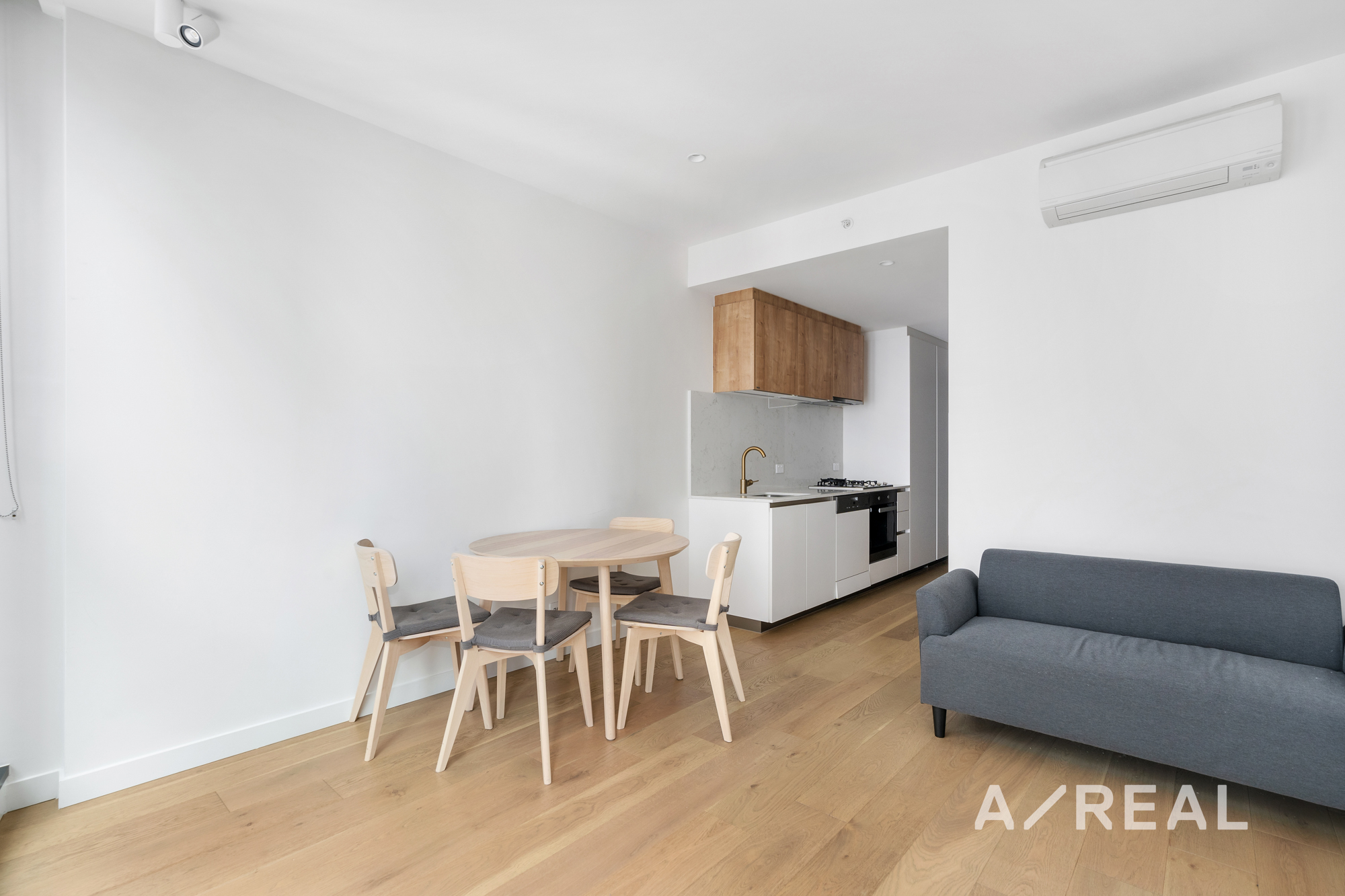 1903/23 Mackenzie Street, Melbourne VIC 3000 