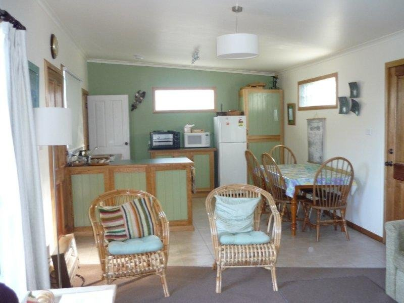 195 White Beach Road, WHITE BEACH, TAS, 7184