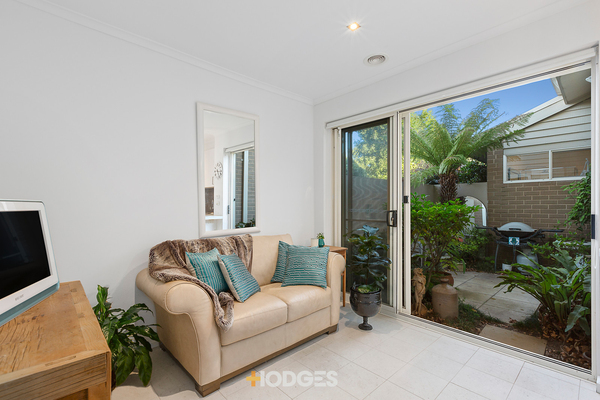 1/96 Cole Street Brighton