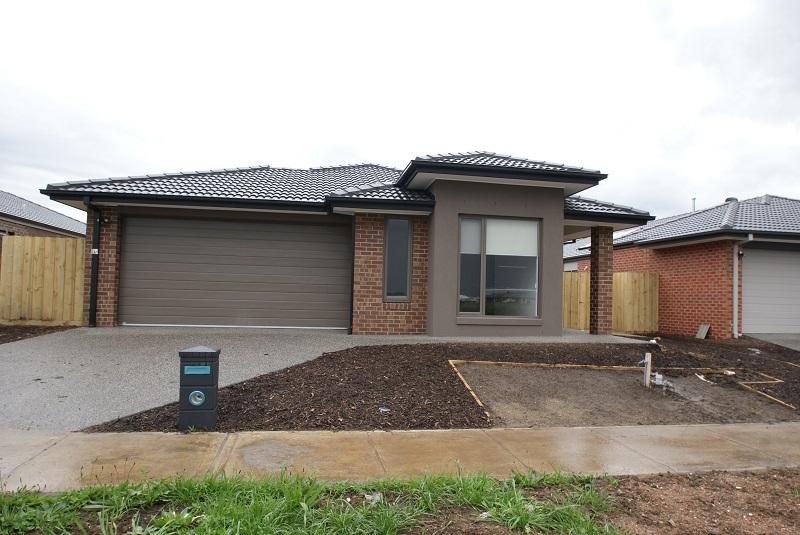 198 Alisma Boulevard, Cranbourne North VIC 3977 